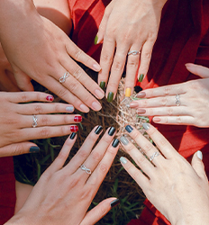 Royal Nails (Роял Нэилс), студия маникюра