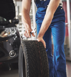 HONEST BRAND (Хонест брэнд), шиномонтаж на Калужском шоссе 20