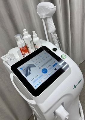 Лазерная эпиляция - гладкость, достойная королевы в студии эстетики тела «EPI QUEEN» со скидкой до 72% 