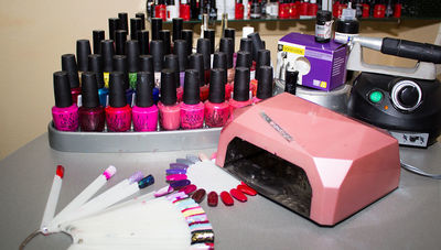 Будьте неотразимы! Услуги для волос, ногтей, бровей и многое другое со скидками до 73% в салоне «Комплимент»! Будьте неотразимы! Услуги для волос, ногтей, бровей и многое другое со скидками до 73% в салоне «Комплимент»!