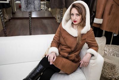 Магазин кожи и меха Три погоды