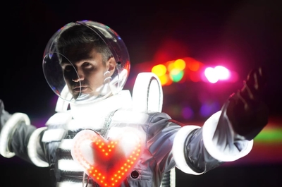 Театр Будущего Лилии Тим приглашает Вас на яркие экшн-шоу со скидкой 15%! 