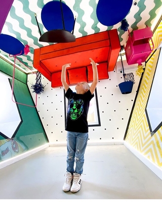 Перевёрнутый дом