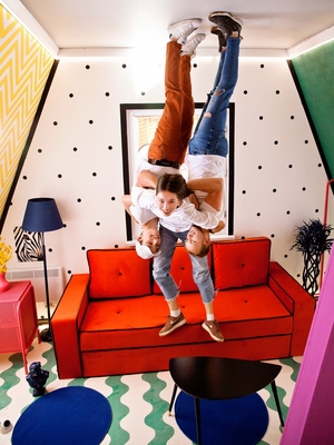 Перевёрнутый дом