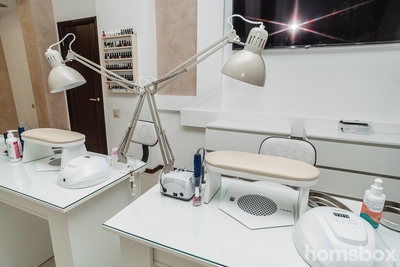 Маникюр, брови и ресницы в студии «Royal Nails» со скидкой до 60% Маникюр, брови и ресницы в студии «Royal Nails» со скидкой до 60%