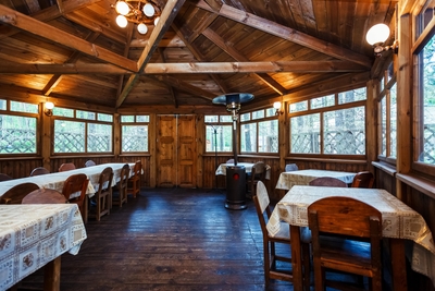 Насладись отдыхом в парк-отеле «Премьера» со скидкой 50%!