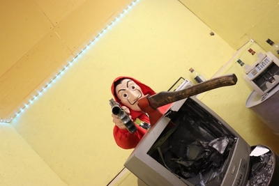 Скидка 50% на посещение комнаты ярости «Destroy круши! Ломай!» Скидка 50% на посещение комнаты ярости «Destroy круши! Ломай!»