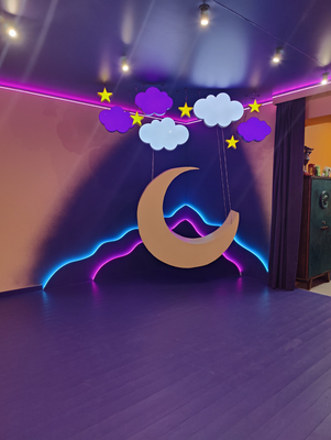 Удивите своего ребёнка и подарите незабываемые эмоции! Детское пространство «Дети в теме» дарит скидки до 50% на квест и проведение детских праздников!