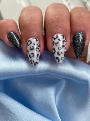 Nani nails beauty