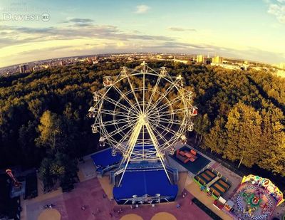 Аттракционы в парке ЦПКиО им. П.П.Белоусова