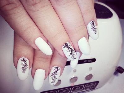 Флер, кабинет по ногтям и бровям на 9 мая