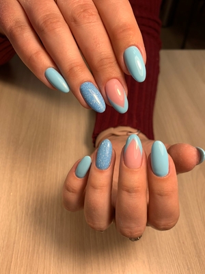 Студия маникюра Alesandra