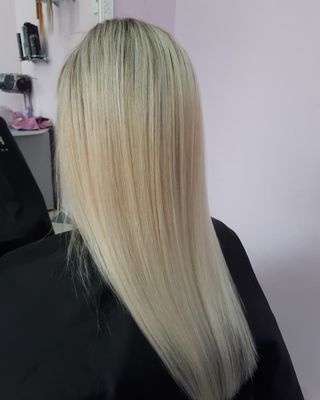 Салон Красоты и SPA Dolche Vita дарит скидки до 74% на свои услуги.