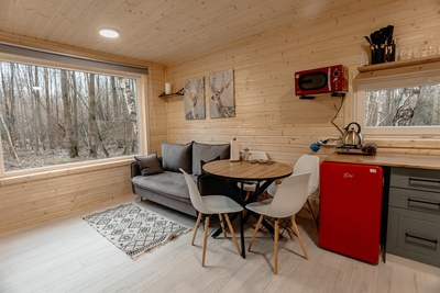 Незабываемый отдых в глэмпинге «Терруар»! Для Вас вкусные завтраки, посещение бани и банный чан со скидкой 44%