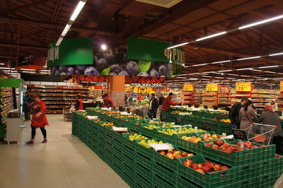 Супермаркеты и гипермаркет СПАР