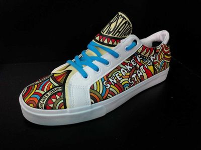 Химчистка обуви Сникер