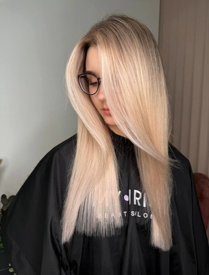 Услуги для волос, бровей и ногтей по новому адресу от салона красоты «MY IRIS» со скидками до 40%