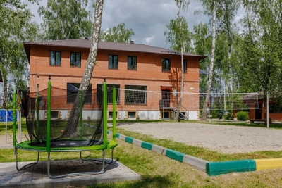 База семейного отдыха в загородном комплексе «Золотая рыбка» со скидкой  50%