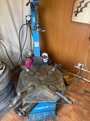 Шиномонтаж на Епифанском шоссе со скидками до 38%! Шиномонтаж на Епифанском шоссе со скидками до 38%!