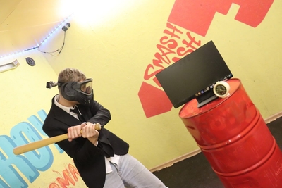 Скидка 50% на посещение комнаты ярости «Destroy круши! Ломай!» Скидка 50% на посещение комнаты ярости «Destroy круши! Ломай!»