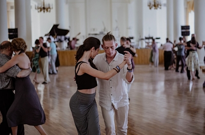 Аргентинское танго со скидкой до 50%! Почувствуй огонь в каждом шаге в «Nuestro Tango»