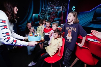 День рождения в «Crazy Cart»! Подарите незабываемый праздник Вашему ребёнку в дрифт-картинге со скидкой до 50%