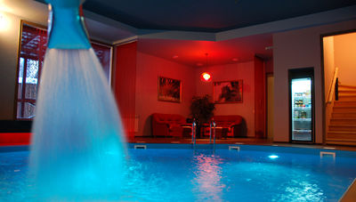 RelaxClub «Игуана» дарит скидку 50% на посещение зала «ВЕНГЕ»! RelaxClub «Игуана» дарит скидку 50% на посещение зала «ВЕНГЕ»!