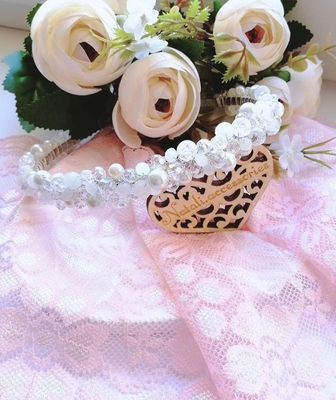 Свадебные прически, макияж, букеты