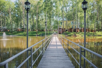 База семейного отдыха в загородном комплексе «Золотая рыбка» со скидкой  50%
