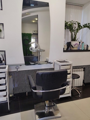 Услуги для волос в студии «Blondi» со скидкой до 69%!