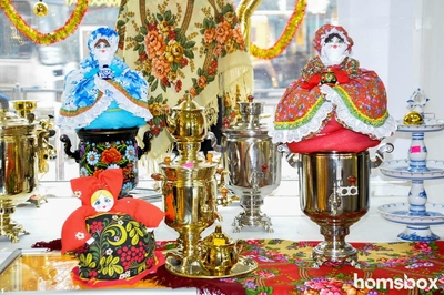 Самовары и оренбургские платки