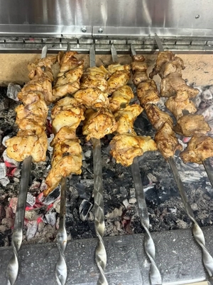 МЯСО ТУТ, кафе