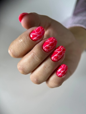 Услуги для волос, бровей и ногтей по новому адресу от салона красоты «MY IRIS» со скидками до 40%