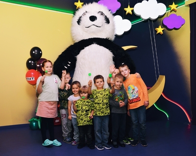 Удивите своего ребёнка и подарите незабываемые эмоции! Детское пространство «Дети в теме» дарит скидки до 50% на квест и проведение детских праздников! Удивите своего ребёнка и подарите незабываемые эмоции! Детское пространство «Дети в теме» дарит скидки до 50% на квест и проведение детских праздников!