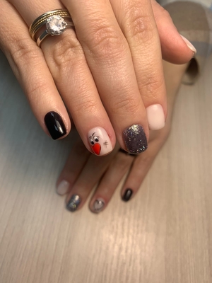 Студия маникюра Alesandra