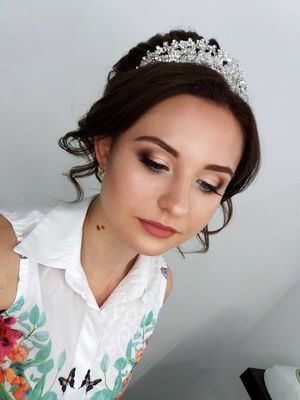 Студия дизайна взгляда Brow Point