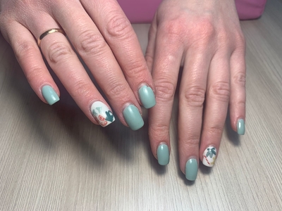 Студия маникюра Alesandra