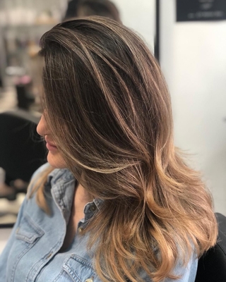 Меняйте образ выгодно! Скидка 30% от салона красоты «Women`s Kontora»!