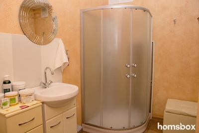 Кабинет массажа Нино в салон Амальфи на Макаренко, д. 18