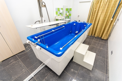 Лечебные водные процедуры со скидкой до 32% в медицинском центре «Атлант»!