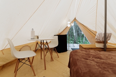 Незабываемый отдых в глэмпинге «Терруар»! Для Вас вкусные завтраки, посещение бани и банный чан со скидкой 44%