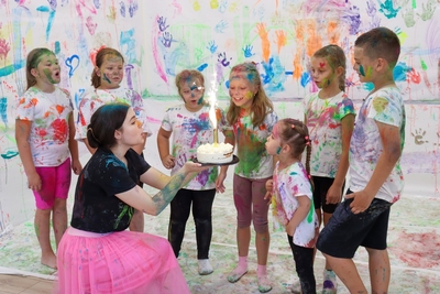 Kids Point - студия свободного рисования