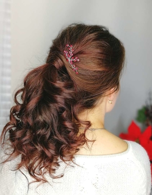 Свадебные прически, макияж, букеты