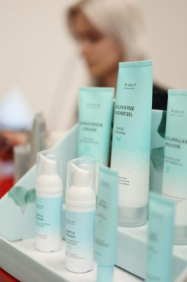 Сахарная депиляция со скидкой до 67% в студии «iSweet»! 