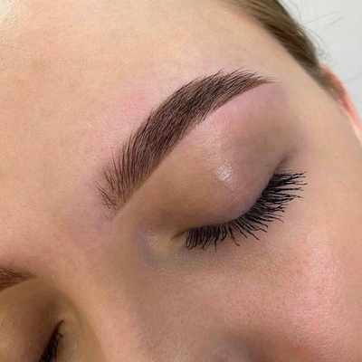 Маникюр, брови и ресницы в студии «Royal Nails» со скидкой до 60% Маникюр, брови и ресницы в студии «Royal Nails» со скидкой до 60%