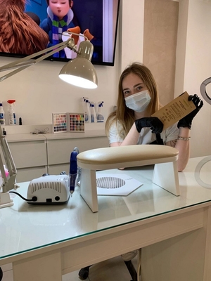 Маникюр, брови и ресницы в студии «Royal Nails» со скидкой до 60% Маникюр, брови и ресницы в студии «Royal Nails» со скидкой до 60%