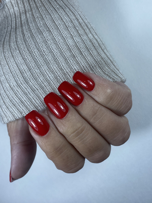 Порадуйте себя красивым маникюром и педикюром со скидкой до 50% от студии ногтевого сервиса Анны Бригадировой