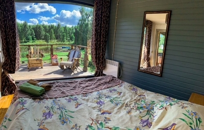  Проживание в апарт-отеле «Усадьба Мордвеза» со скидкой до 61%!