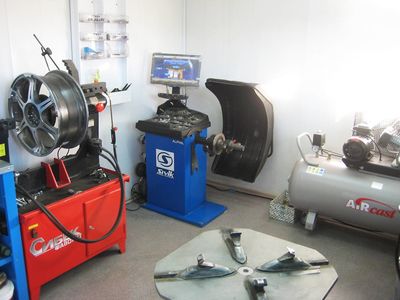 Шиномонтаж на Оборонной 12