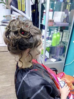 В салоне красоты Виктория Вас ждут скидки до 67% на все услуги!